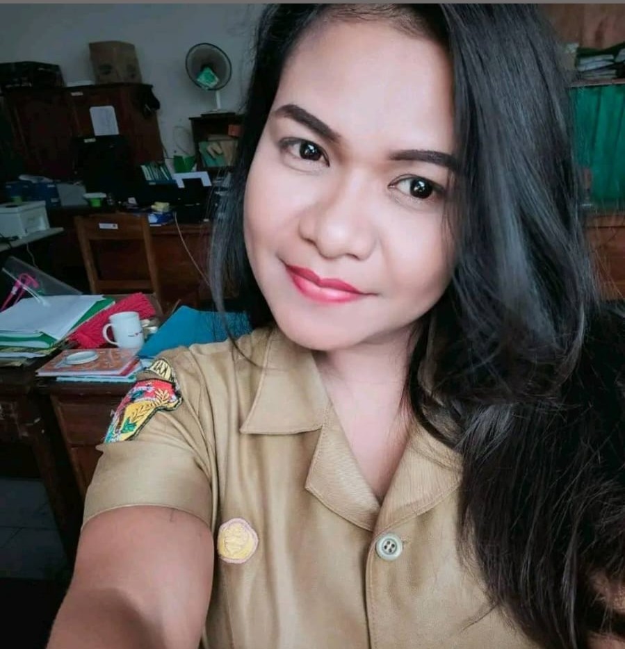 Staff 2